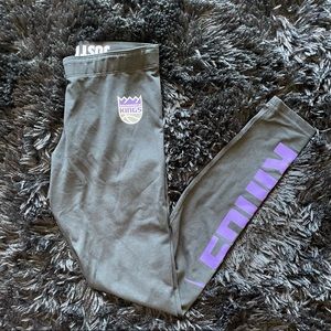 NWOT Nike Sacramento Kings Leggings